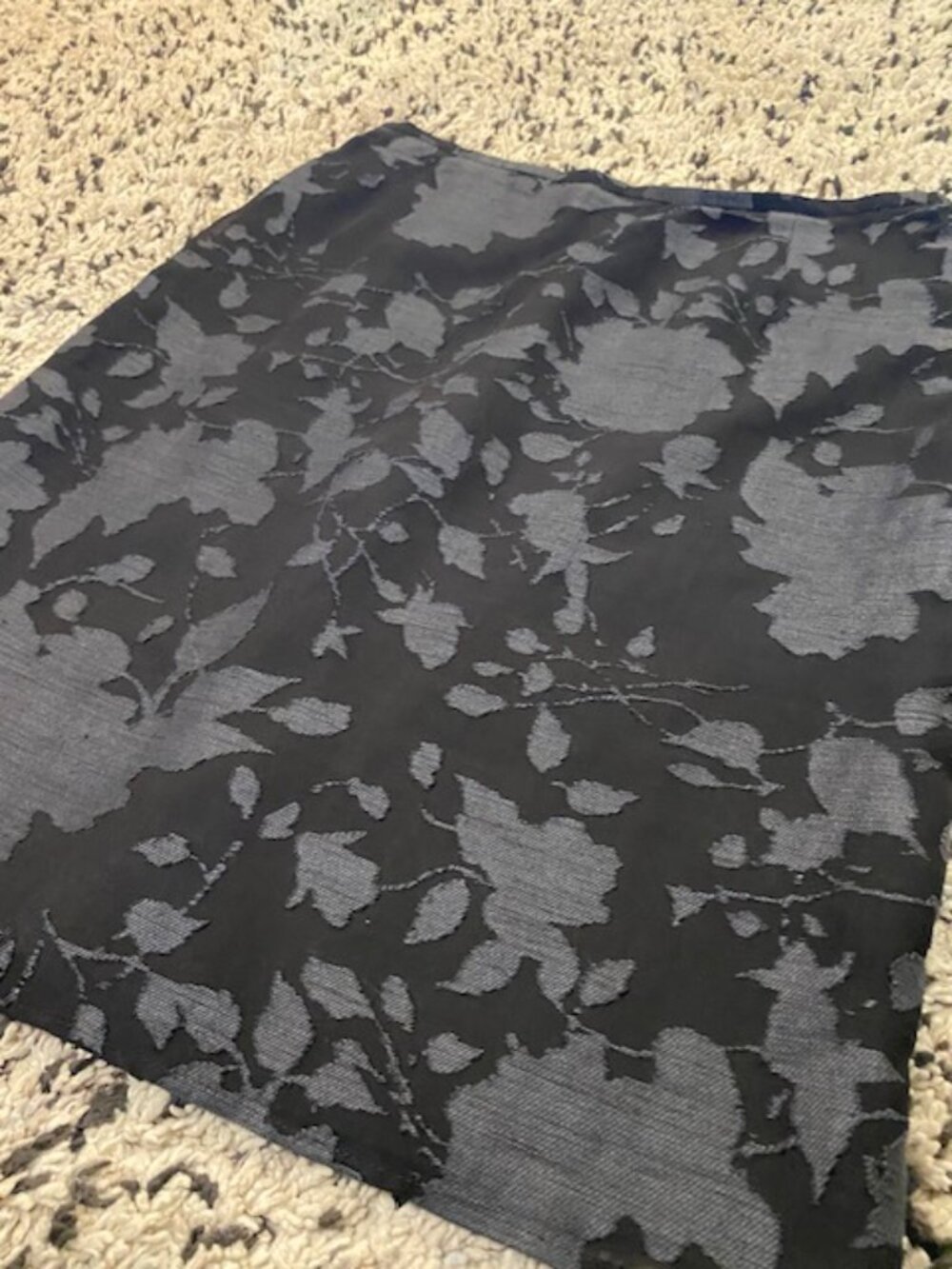 VTG Valentino Miss V Silk/ Linen Pencil Skirt Floral Jaquard overlay Black 10 - Picture 2 of 16